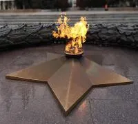 Звезда вечного огня листовая бронза чугун в Великом Новгороде (518589)